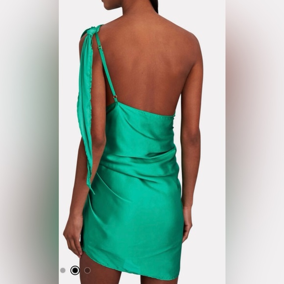 Baobab Marea One-Shoulder Satin Mini Dress in Green - Picture 4 of 8
